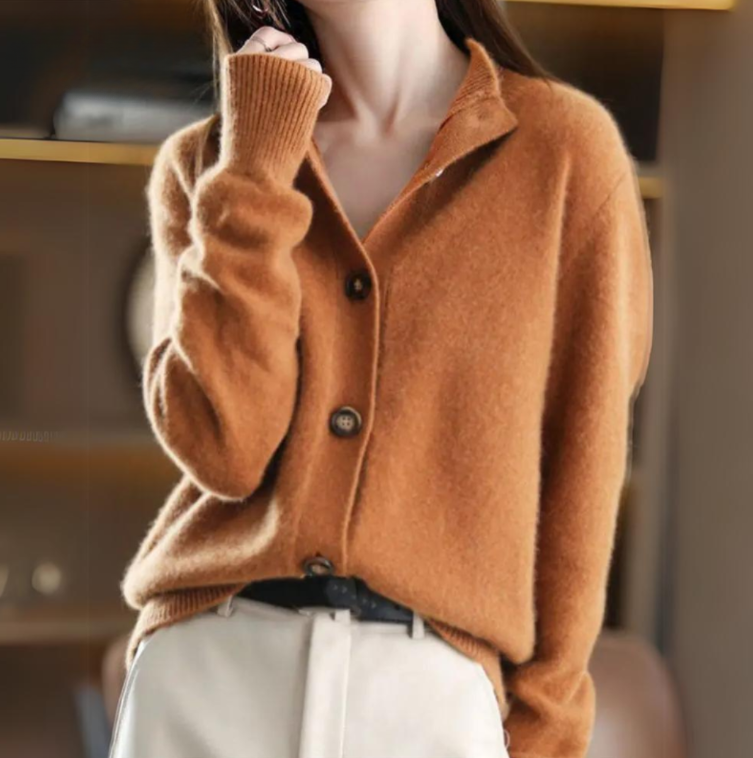 Neva™ - Cardigan chic in lana morbida con collo