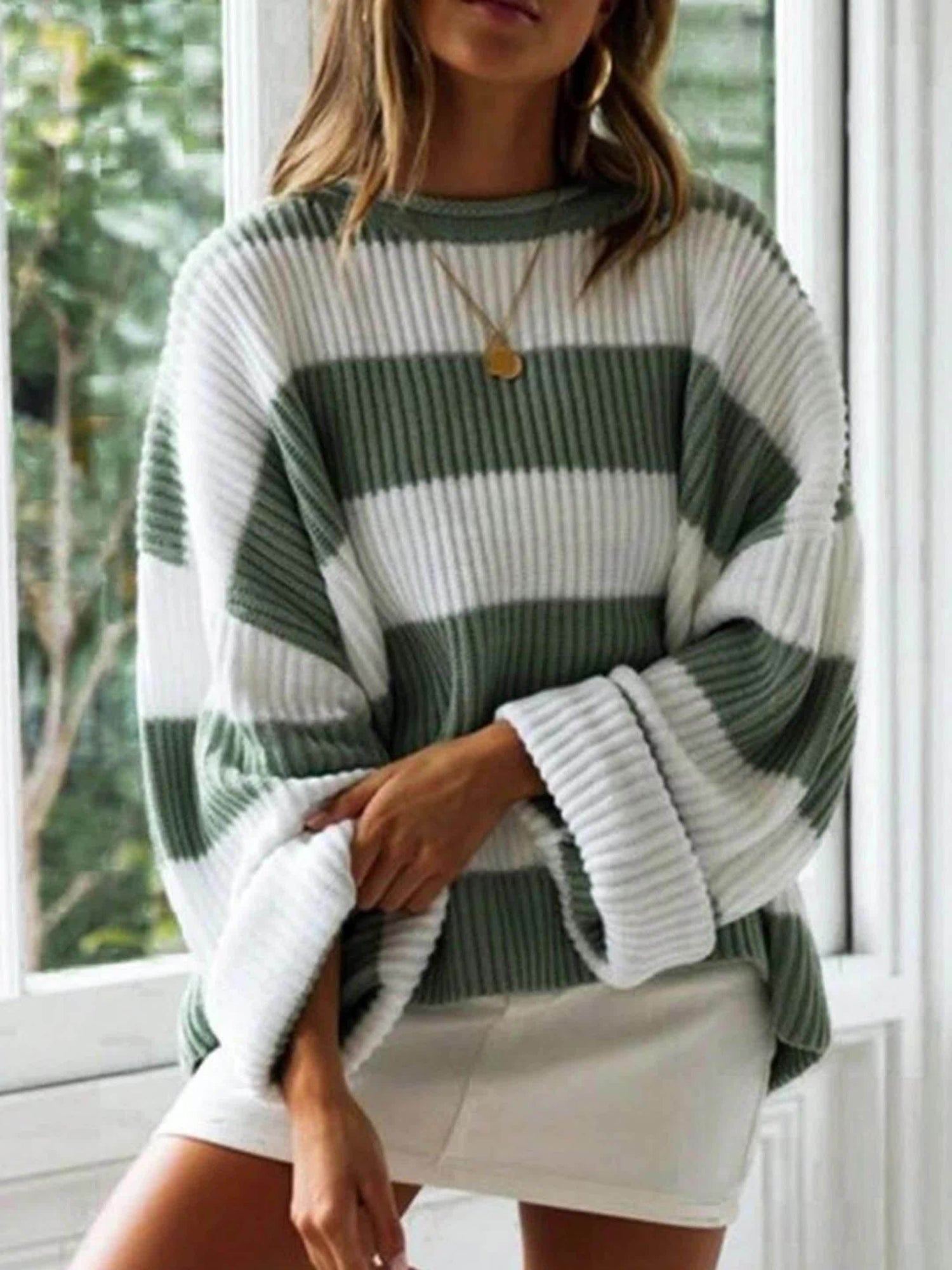 Orana™ – Maglione oversize a righe con collo rotondo
