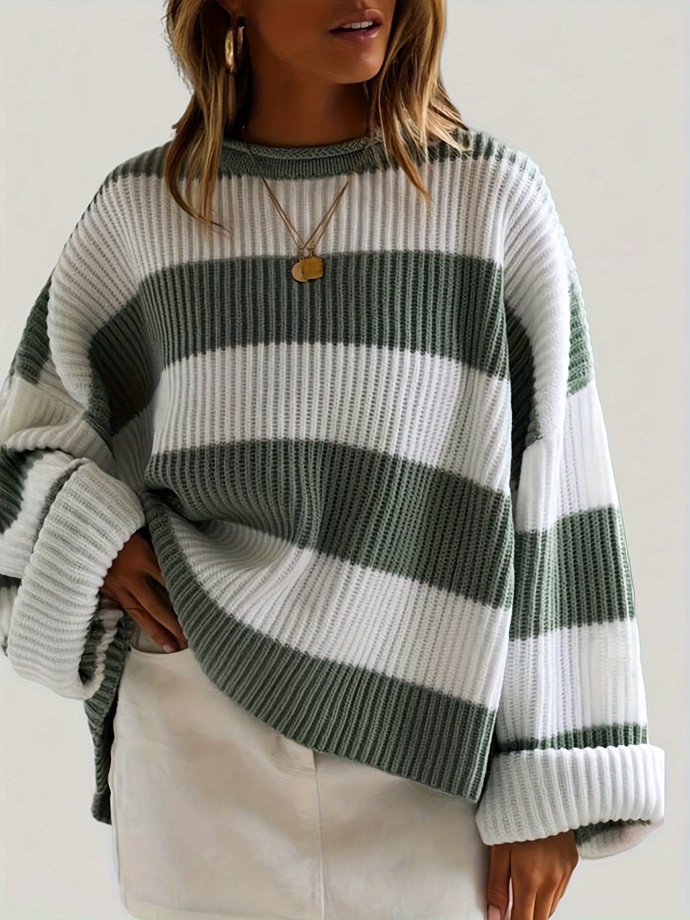 Orana™ – Maglione oversize a righe con collo rotondo